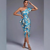 Ärmelloses, figurbetontes Midikleid mit One-Shoulder-Träger und Rüschen